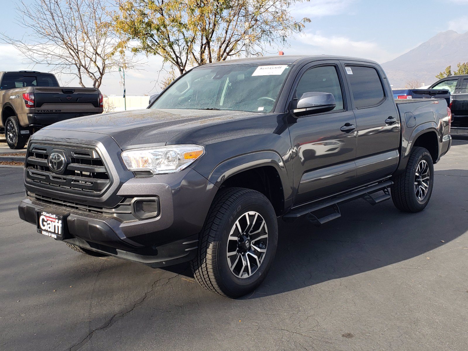 Pre-Owned 2019 Toyota Tacoma 4WD SR5 DOUBLE CAB 5' BED V6 AT Crew Cab ...